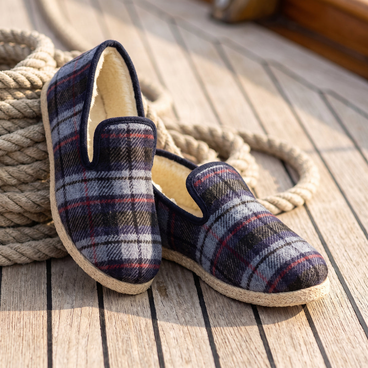 Charentaises FURKA tartan bleu doublées en laine naturelle
